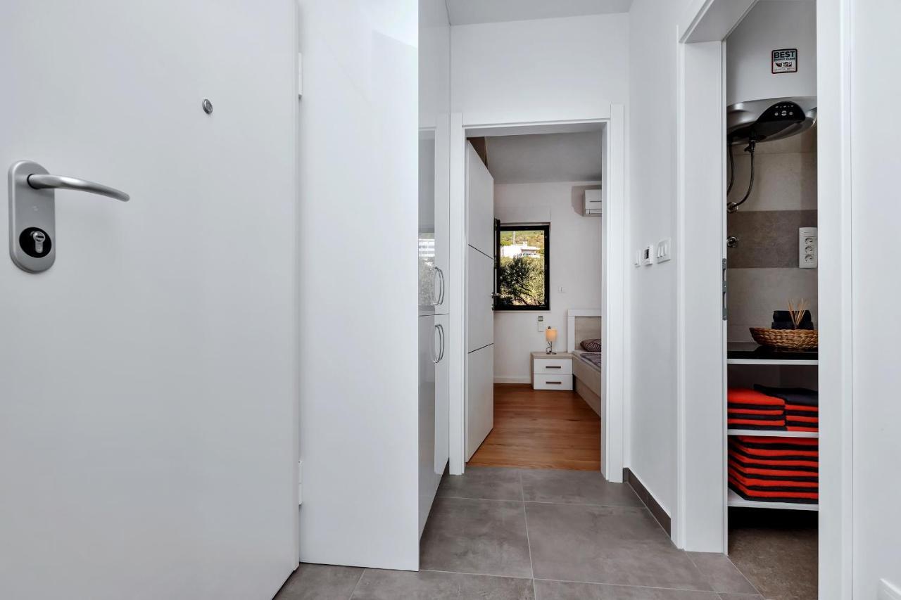 Luxury Apartment Sidro With Free Beach Parking Makarska Exterior foto